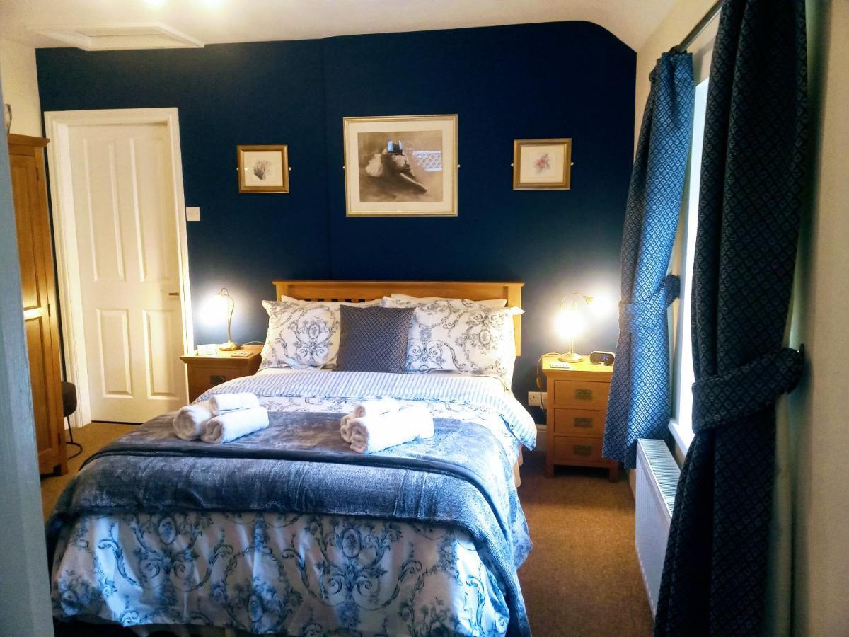 Oakfield 4*