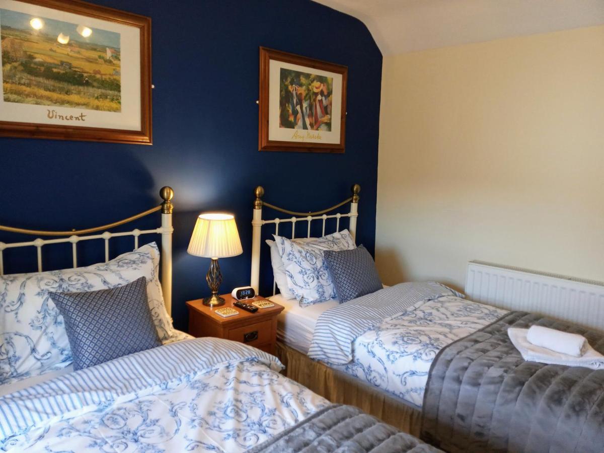 Oakfield 4*